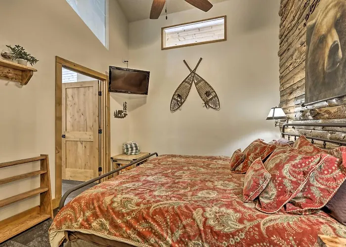 Ski, Soak & Explore! Granby Getaway W/ Mtn Views