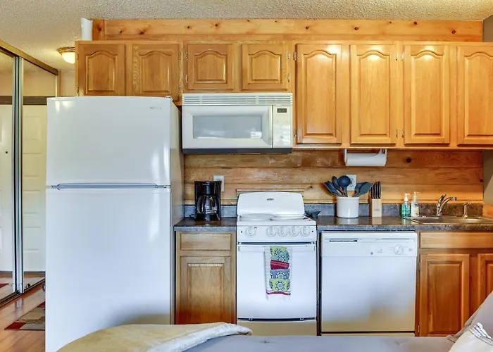 2 Mi To Granby Ranch: Granby Vacation Rental!